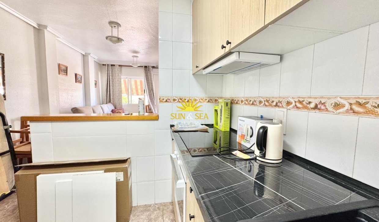 Alquiler a largo plazo - Apartamento - Torrevieja - Playa del Cura