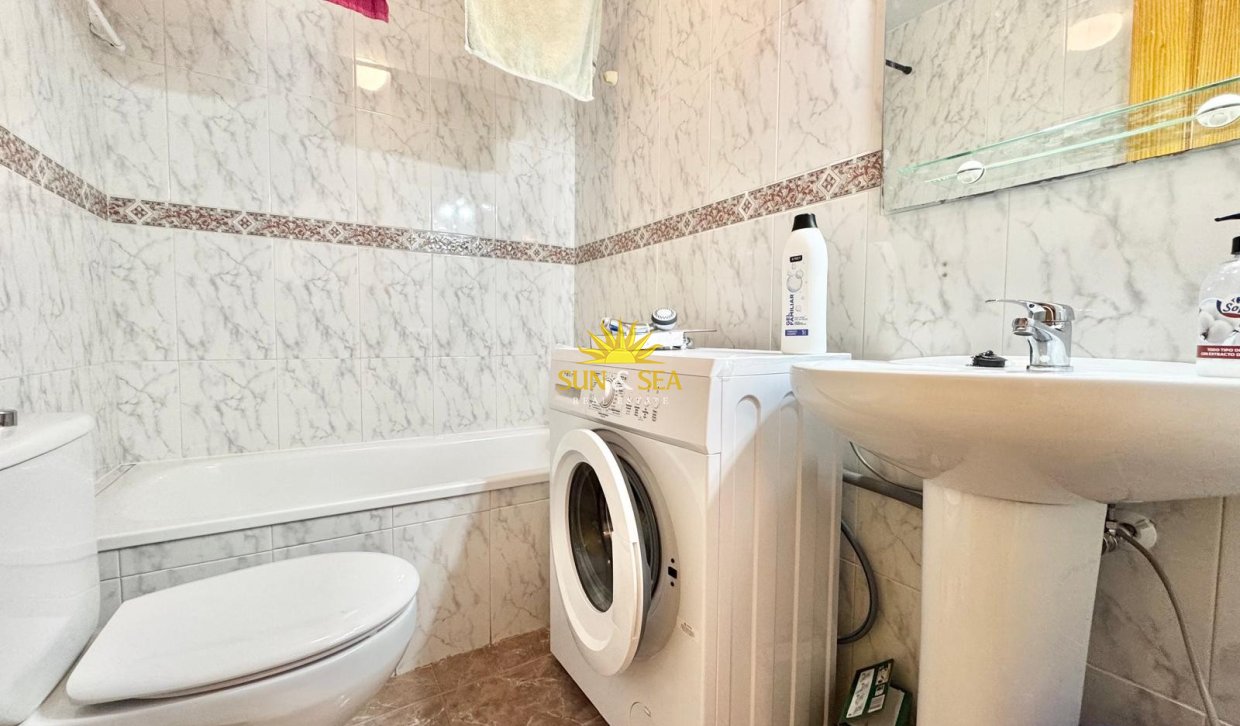Alquiler a largo plazo - Apartamento - Torrevieja - Playa del Cura