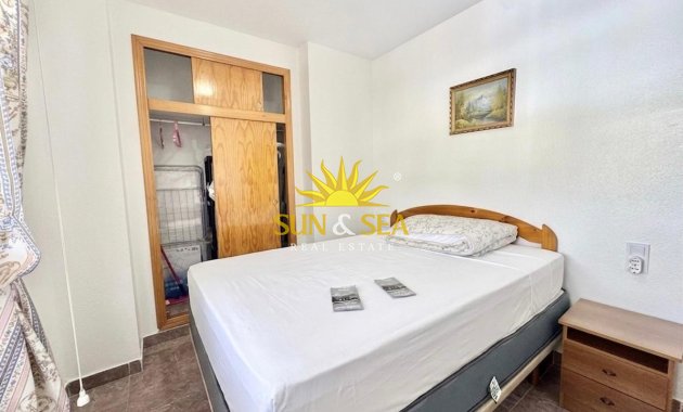 Alquiler a largo plazo - Apartamento - Torrevieja - Playa del Cura