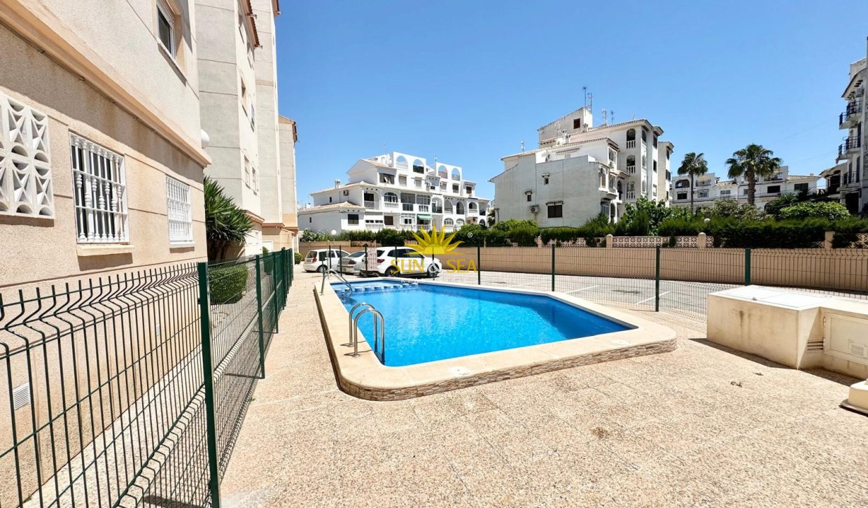 Alquiler a largo plazo - Apartamento - Torrevieja - Playa del Cura