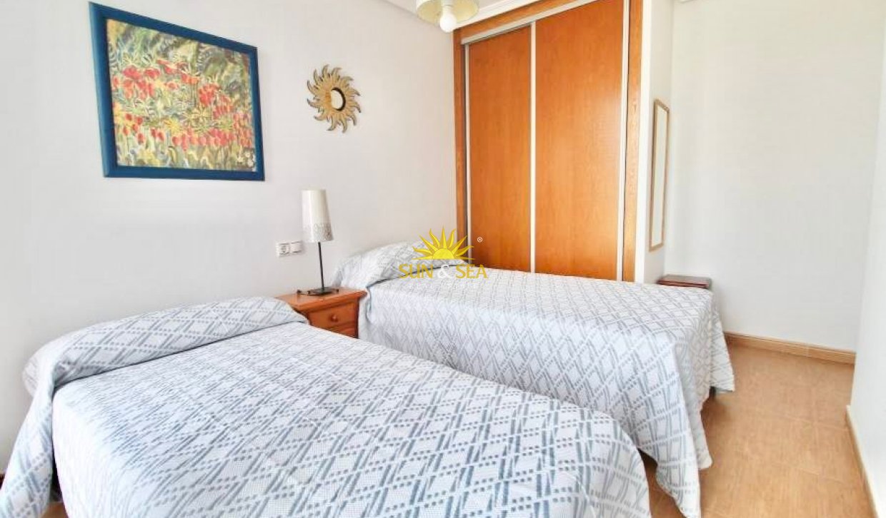 Alquiler a largo plazo - Apartamento - Torrevieja - Playa del Cura
