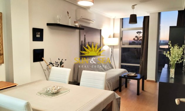 Alquiler a largo plazo - Apartamento - Torrevieja - Playa del Cura