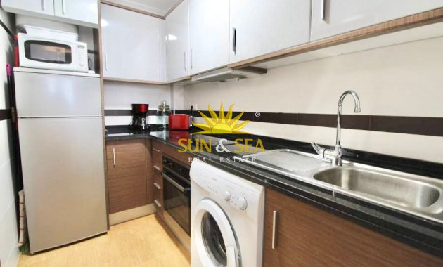 Alquiler a largo plazo - Apartamento - Torrevieja - Playa del Cura