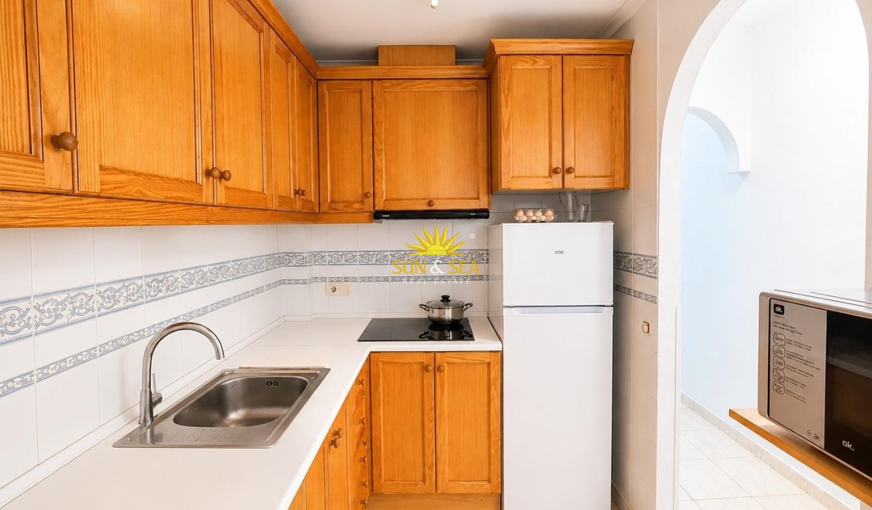 Resale - Apartment - Torrevieja - Centro