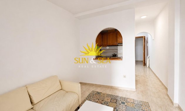 Resale - Apartment - Torrevieja - Centro