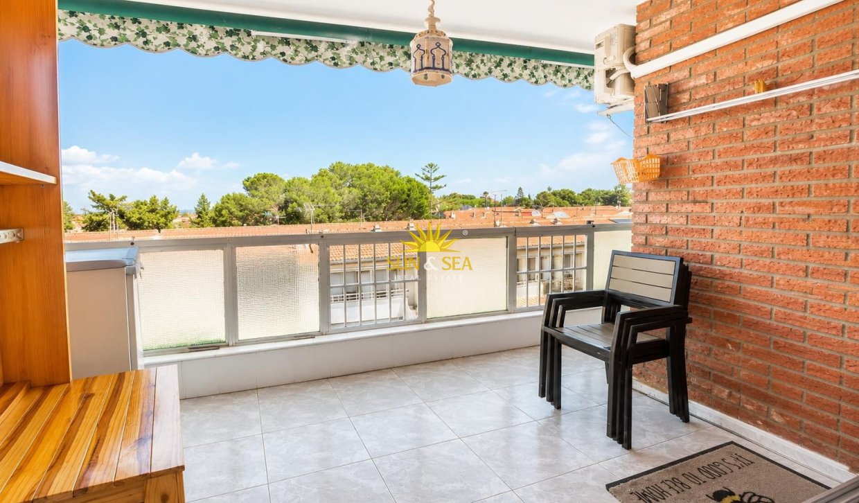 Resale - Apartment - Torrevieja - Centro