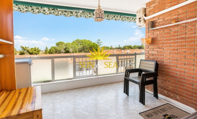 Resale - Apartment - Torrevieja - Centro