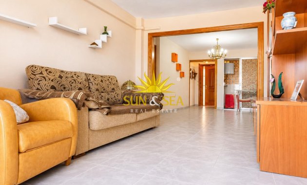 Resale - Apartment - Torrevieja - Centro
