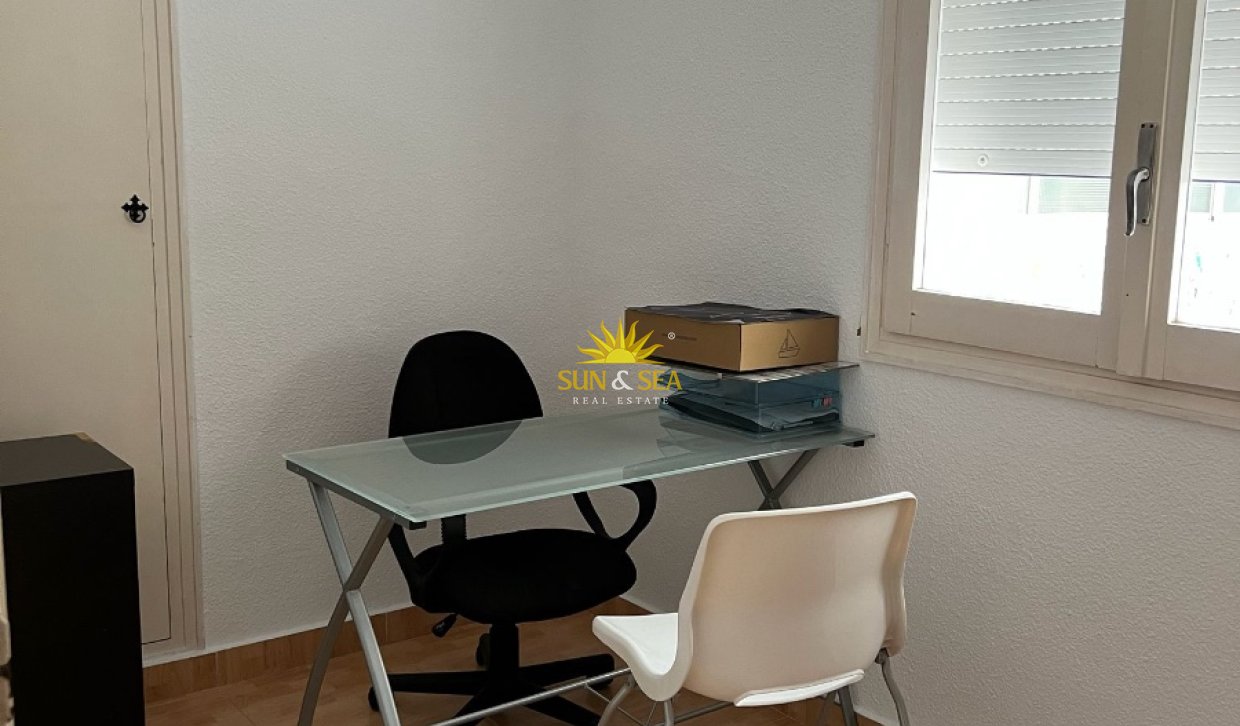 Langfristige Vermietung - Wohnung - 