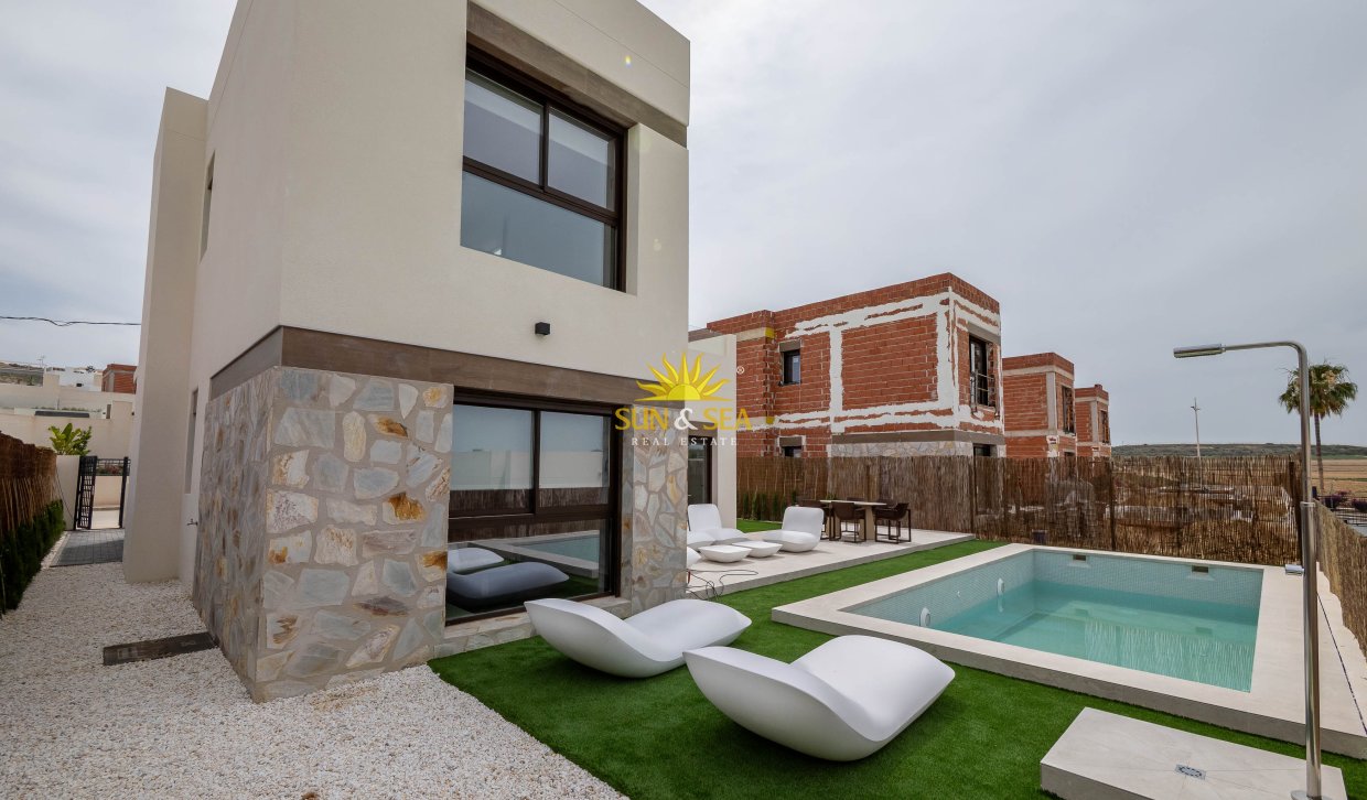 Nouvelle construction - detached - La Finca Golf