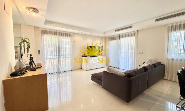 Resale - Apartment - Guardamar del Segura - Los Secanos