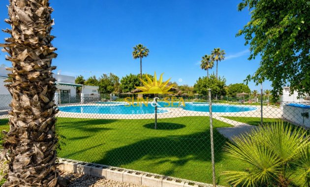 Resale - Townhouse - Torrevieja - Lago jardin