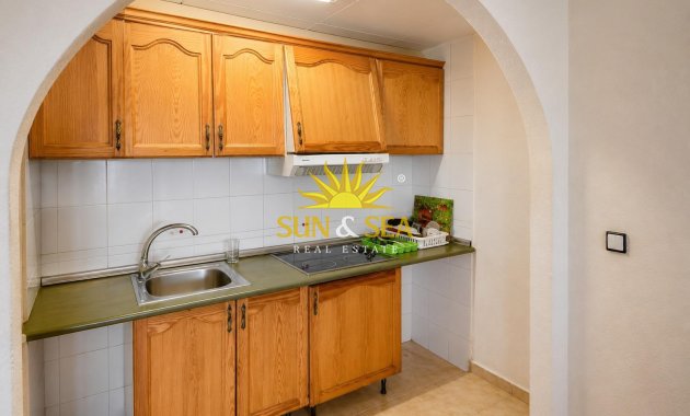 Resale - Townhouse - Torrevieja - Lago jardin