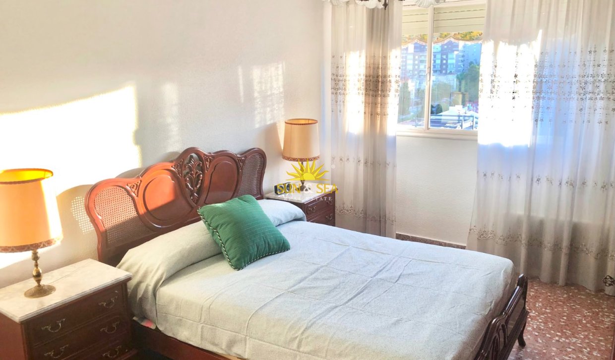 Langfristige Vermietung - Wohnung -  - Cartagena