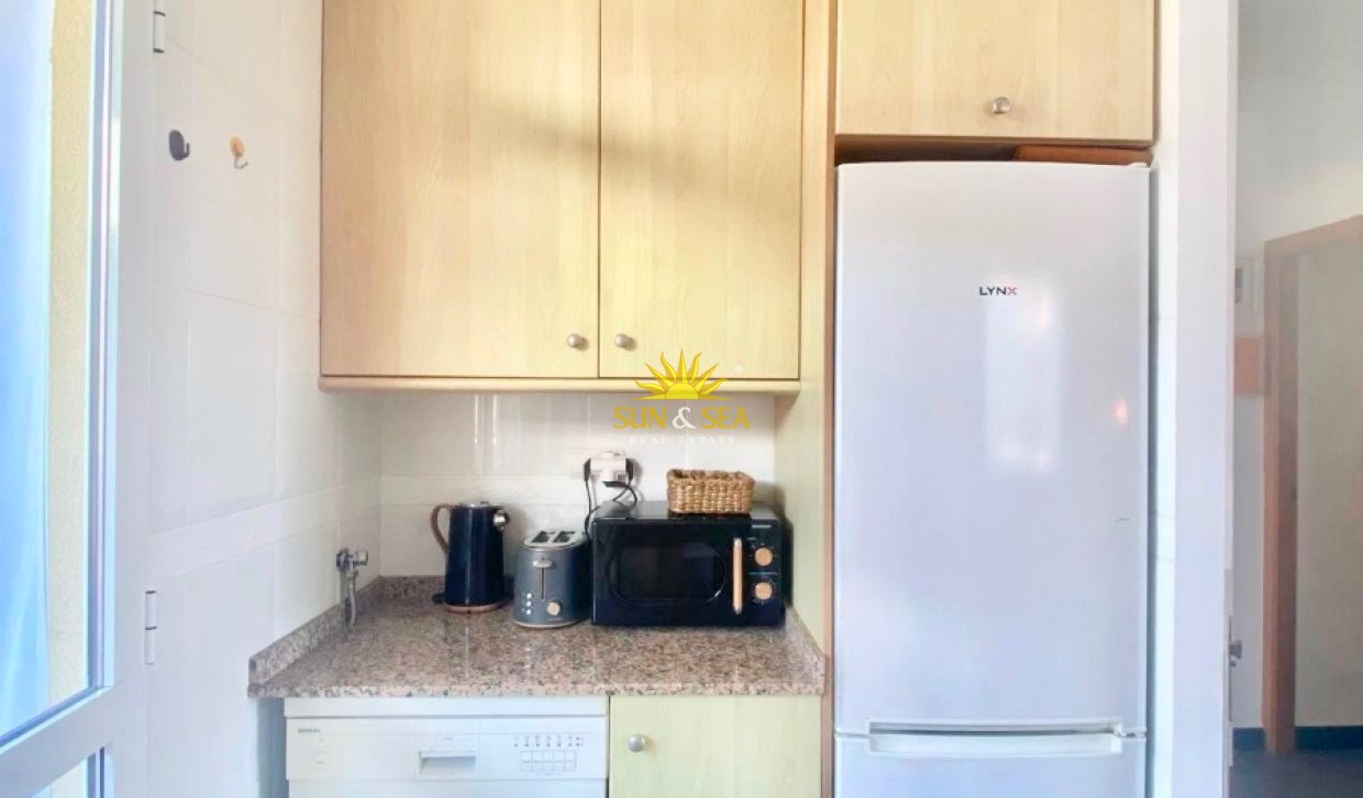 Kurzzeit-Vermietung - Wohnung - 