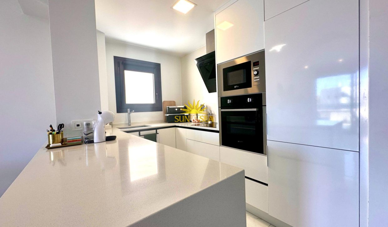 Wiederverkauf - Wohnung - Orihuela Costa - PAU 8