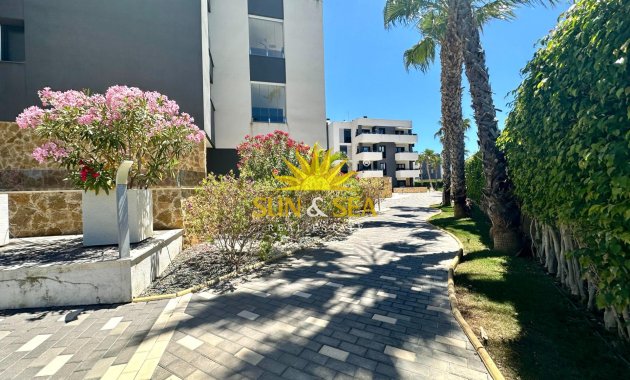 Wiederverkauf - Wohnung - Orihuela Costa - PAU 8