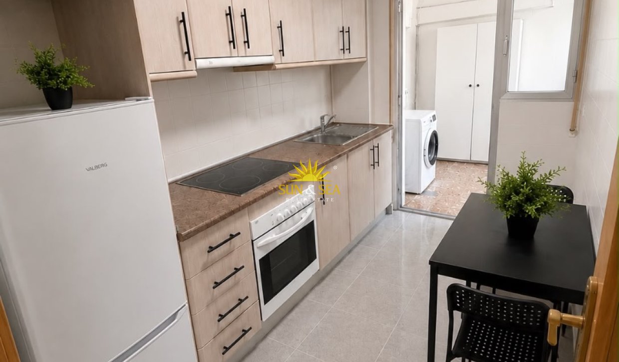 Langfristige Vermietung - Wohnung - Torrevieja - La Mata