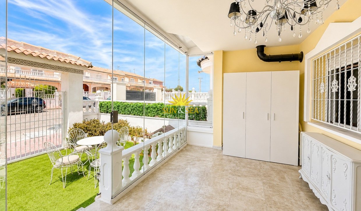 Resale - Villa - Benijofar