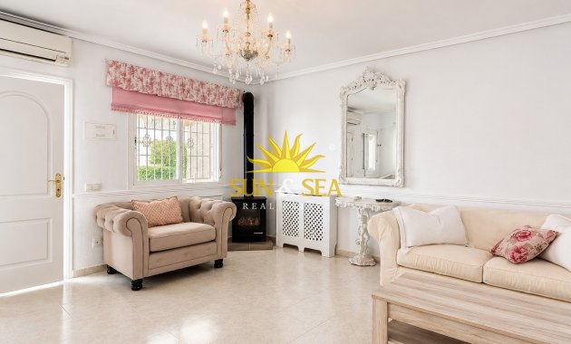 Resale - Villa - Benijofar