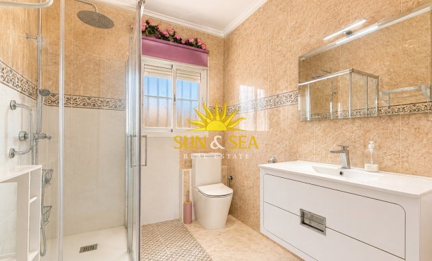 Resale - Villa - Benijofar