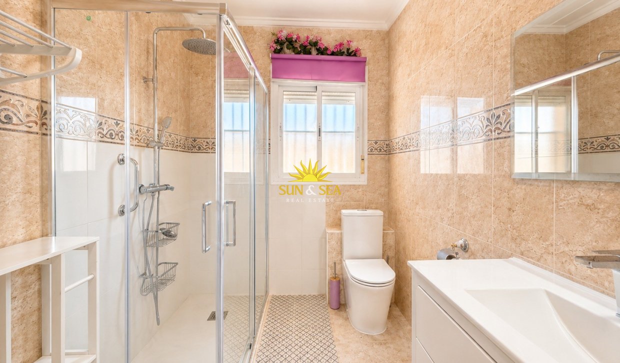 Resale - Villa - Benijofar