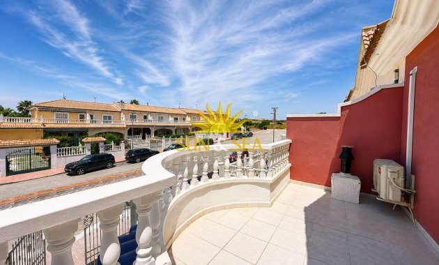 Resale - Villa - Benijofar