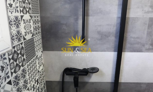 Location à long terme - Appartement - Torrevieja - Playa de los Locos