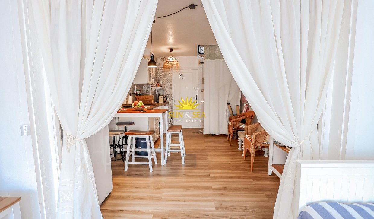 Location à long terme - Appartement - Torrevieja - Playa de los Locos