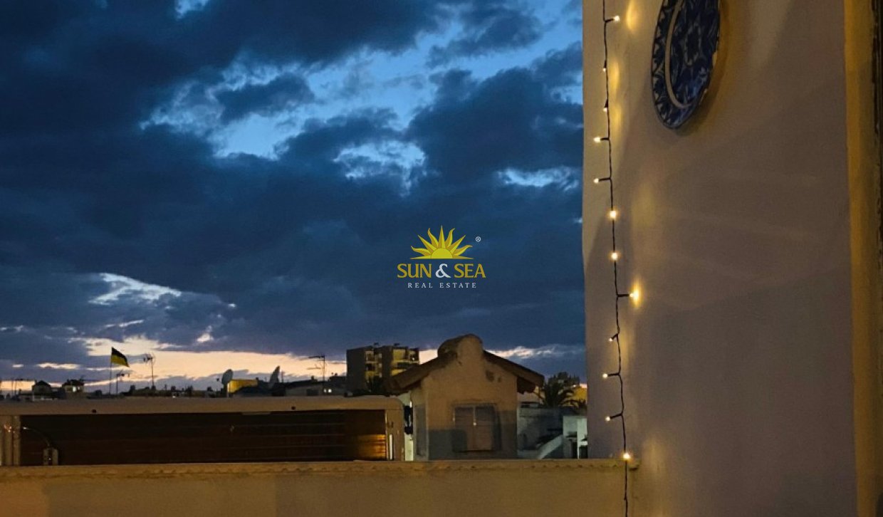 Location à long terme - Appartement - Torrevieja - Playa de los Locos