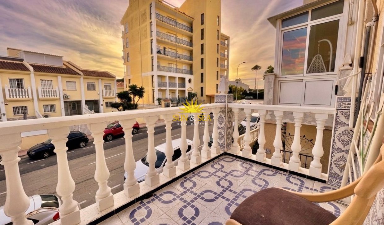 Long Term Rental - Ground Floor - Torrevieja - Playa del Cura