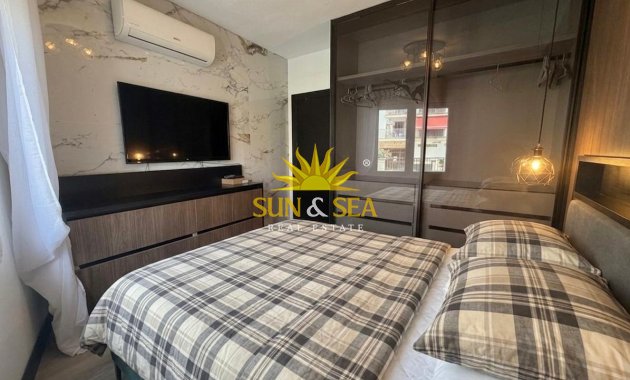 Resale - Apartment - Torrevieja - Playa del Cura