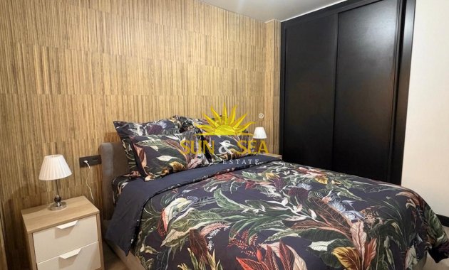 Resale - Apartment - Torrevieja - Playa del Cura