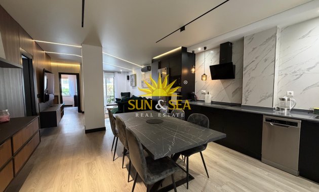 Resale - Apartment - Torrevieja - Playa del Cura