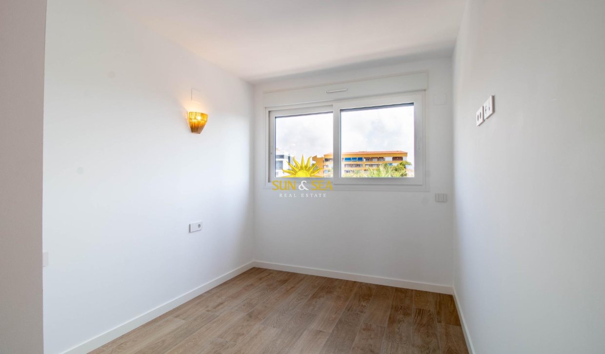 Reventa - Apartamento - Torrevieja - Punta prima