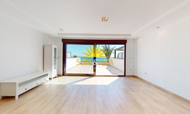 Reventa - Apartamento - Arenales del Sol