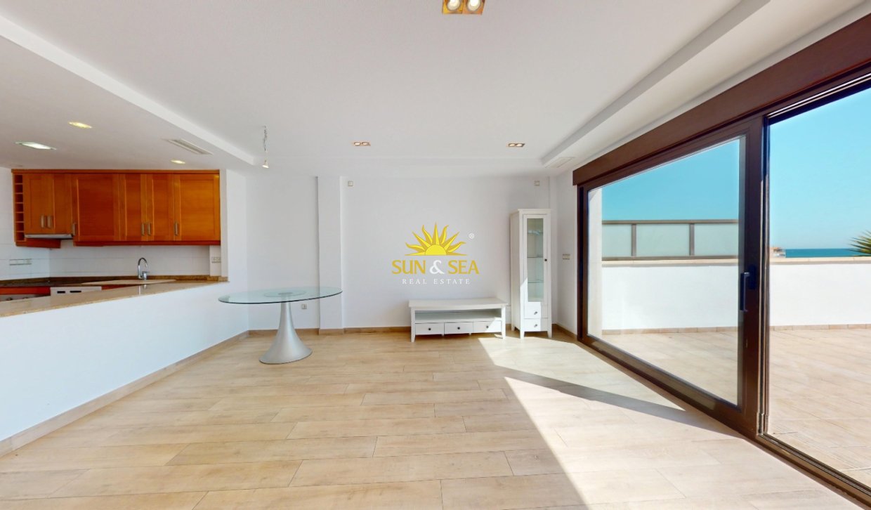 Reventa - Apartamento - Arenales del Sol