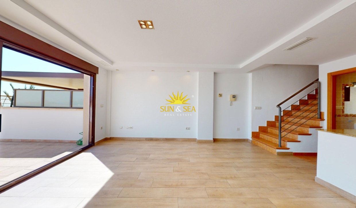 Reventa - Apartamento - Arenales del Sol