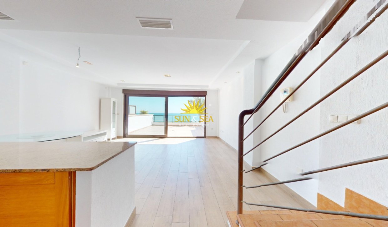 Reventa - Apartamento - Arenales del Sol