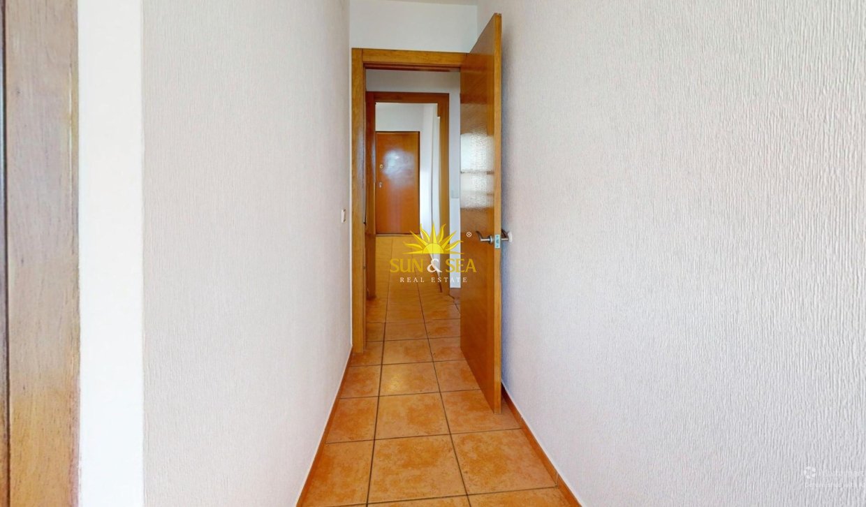 Reventa - Apartamento - Arenales del Sol