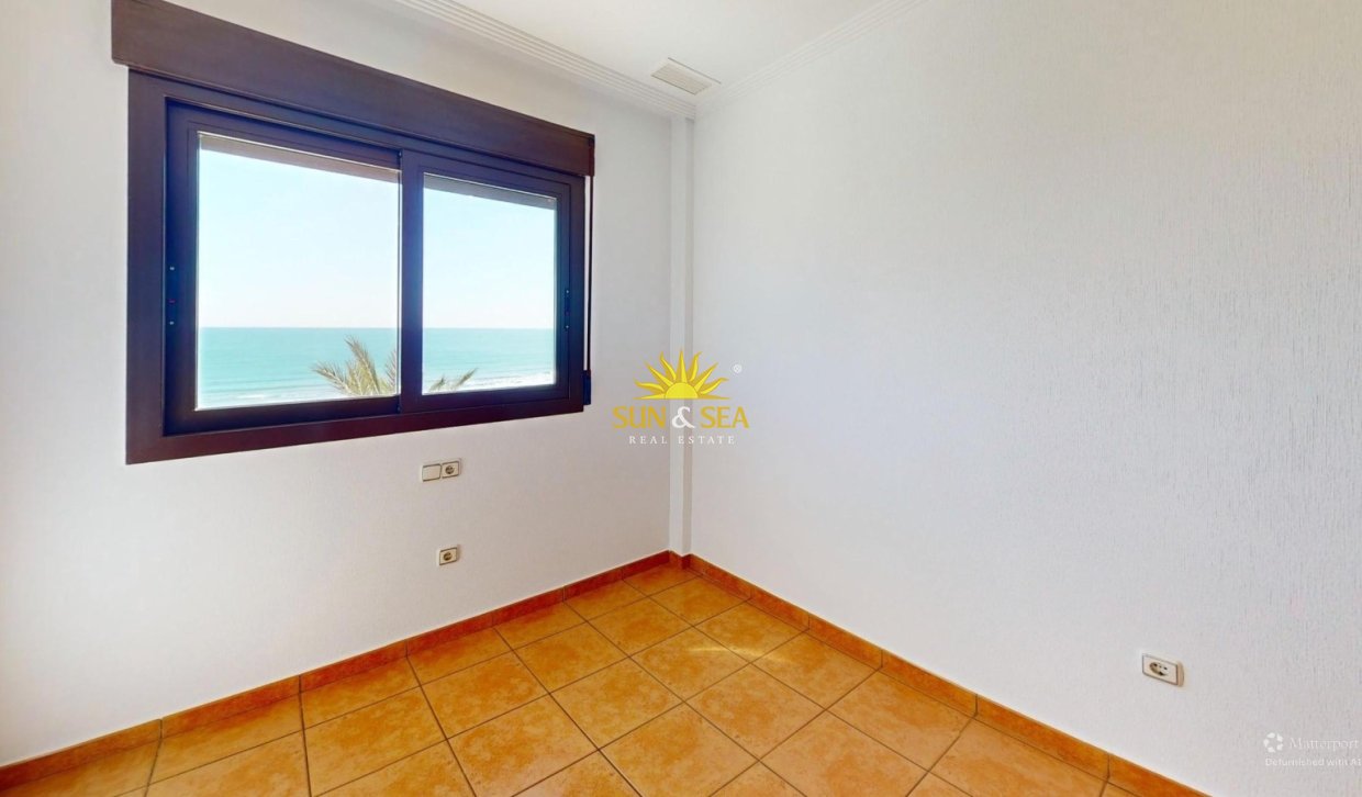 Reventa - Apartamento - Arenales del Sol