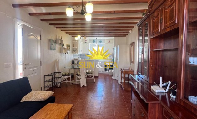 Resale - Apartment - Torrevieja - Orihuela costa