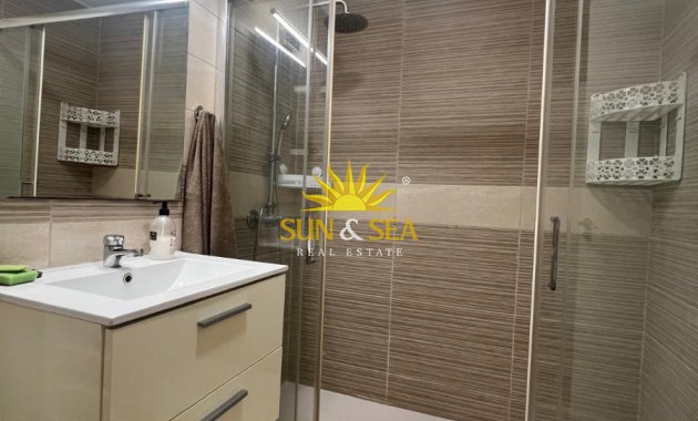 Resale - Apartment - Torrevieja - Orihuela costa