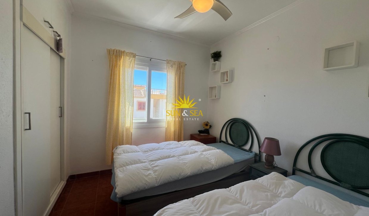 Resale - Apartment - Torrevieja - Orihuela costa