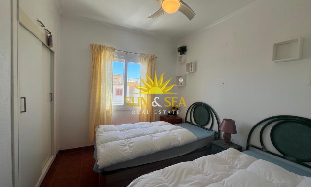 Resale - Apartment - Torrevieja - Orihuela costa