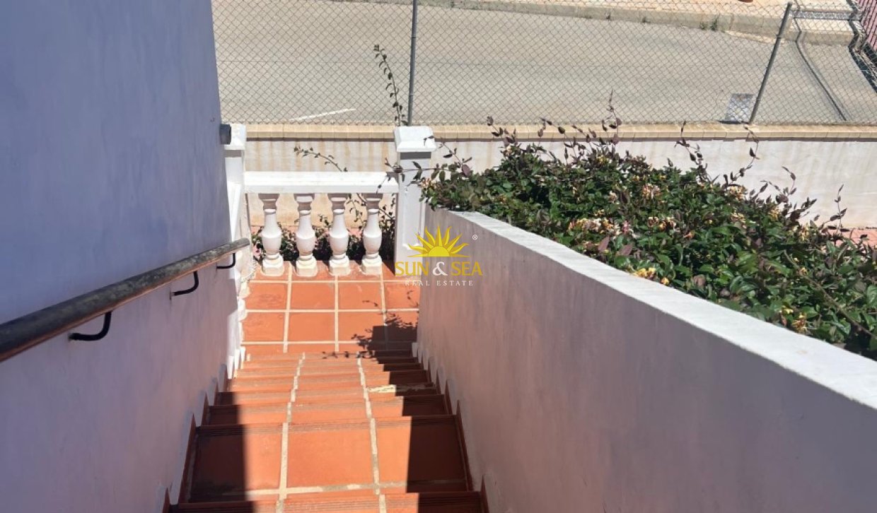 Resale - Apartment - Torrevieja - Orihuela costa