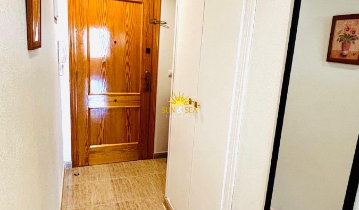 Resale - Apartment - Campoamor - Dehesa de campoamor