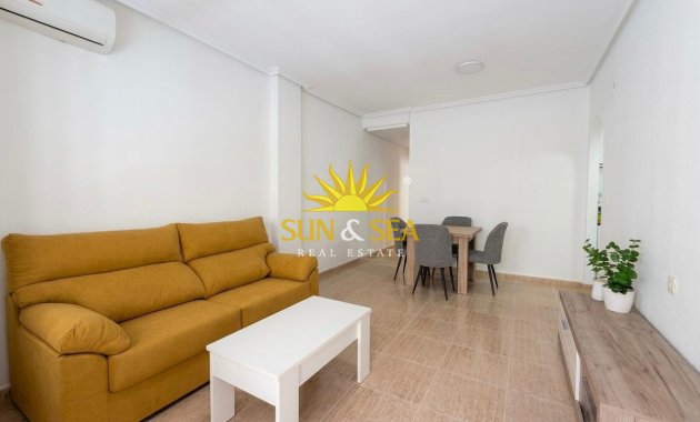 Long Term Rental - Ground Floor - Torrevieja - Centro
