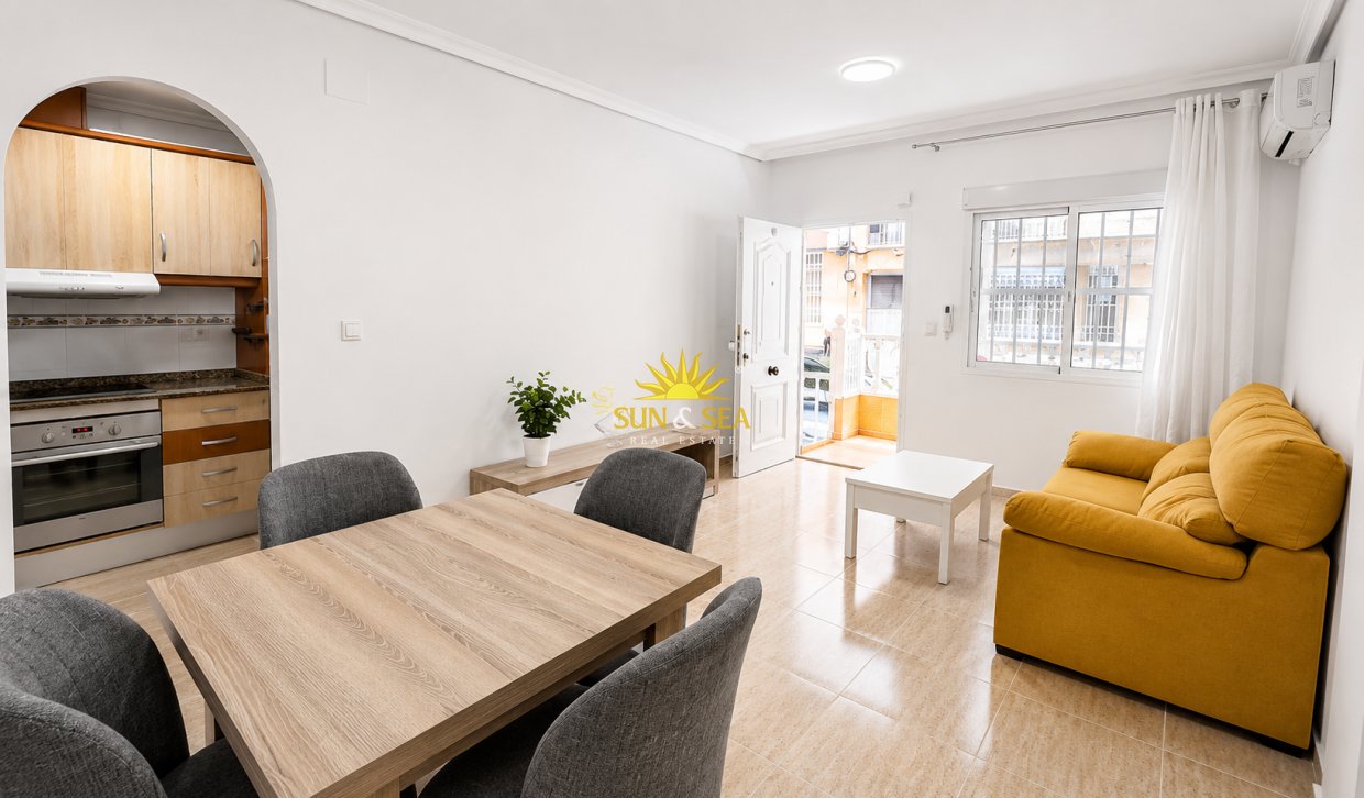 Long Term Rental - Ground Floor - Torrevieja - Centro