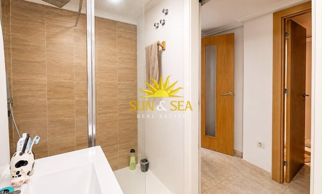 Reventa - Apartamento - Torrevieja - torrevieja